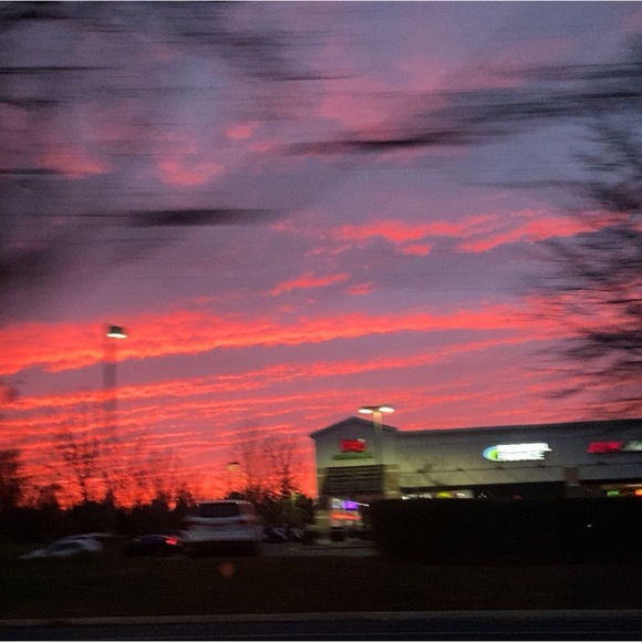 Meet your Posher, Autumn - Picture 1 of 1